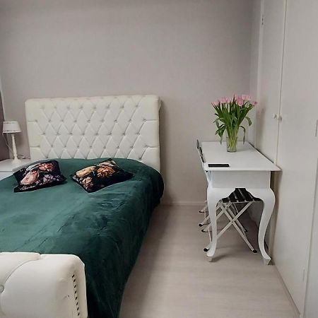 Cozy Room In Host House Near Rotterdam Мааслуис Екстериор снимка